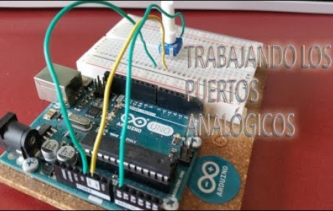 Potenciómetro conectado a puerto analógico